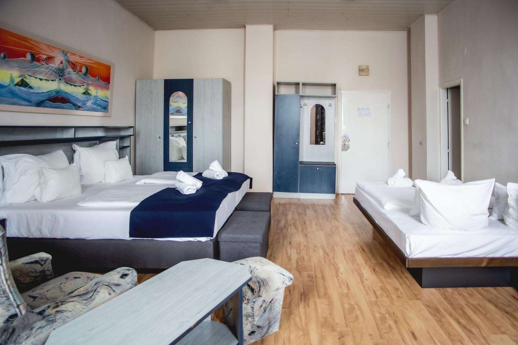 Hotel Kapos Kaposvár Exteriör bild